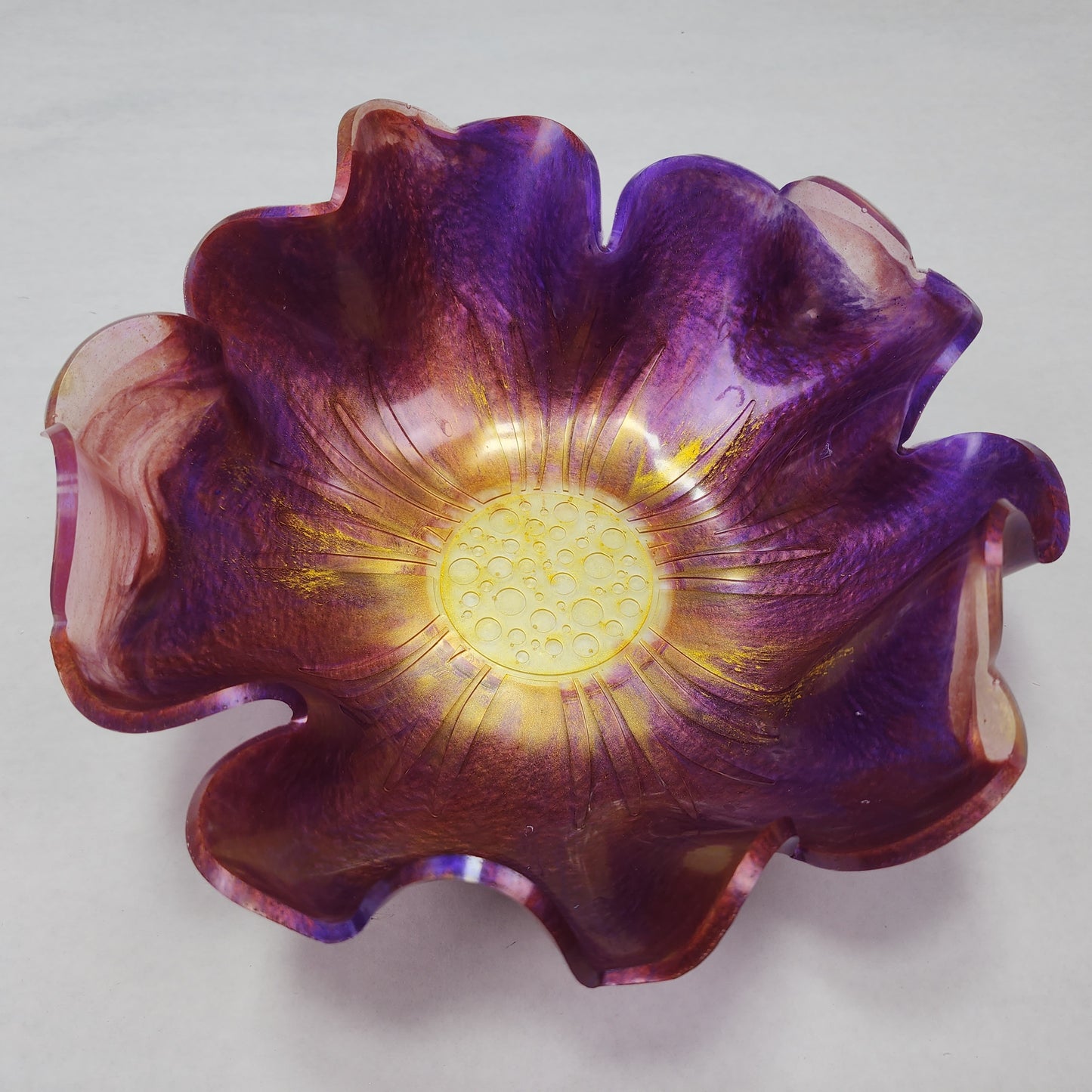 14" Textured Flower Silicone Tray Mold