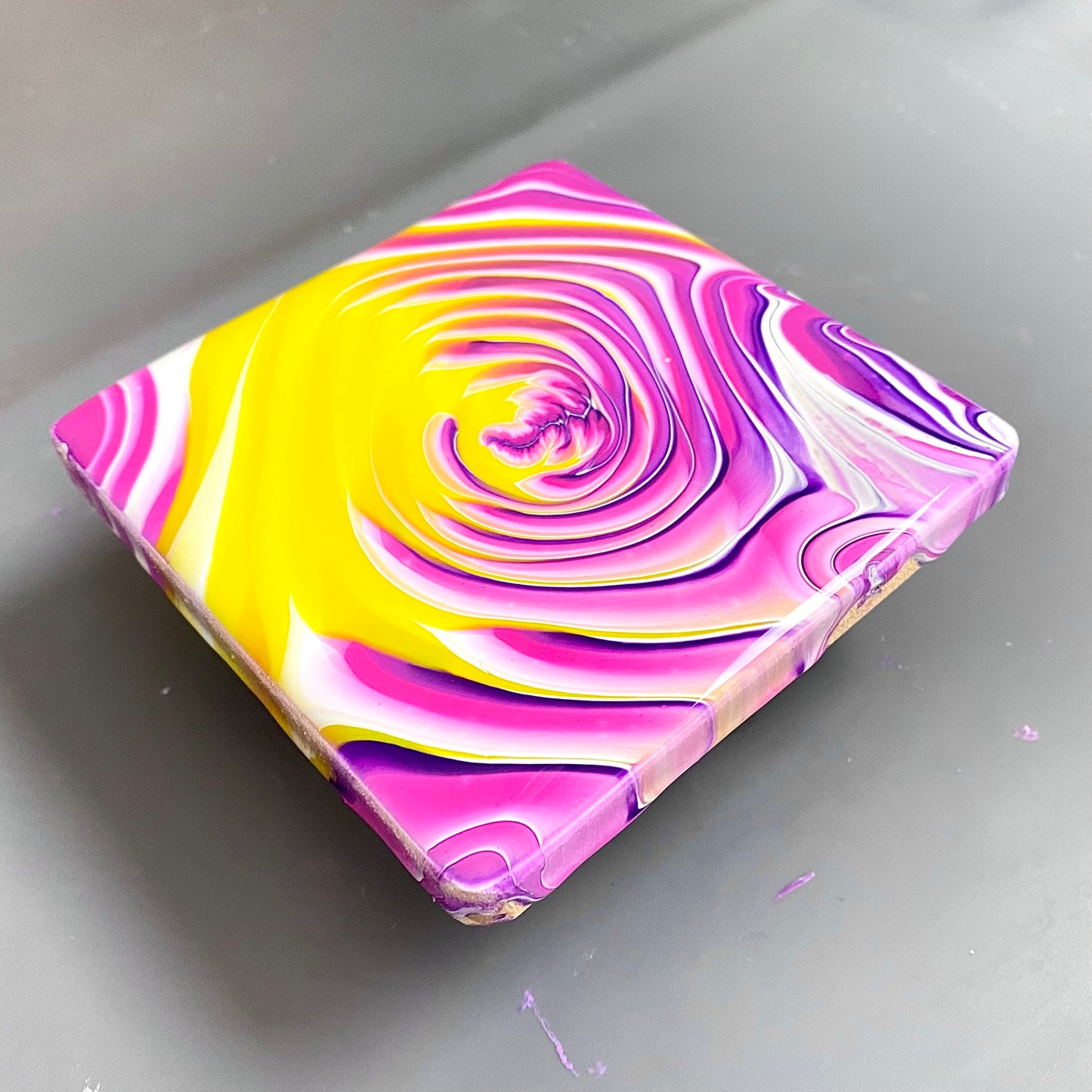 Gee Pours Beginner Acrylic Pour Kit and Class